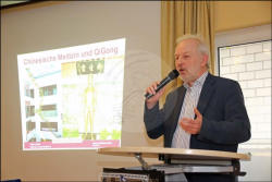 24.10.2015, Chinesische Medizin und Qigong, Referent: Dr. med. Hans Lampe von der Universittsklinik Rostock