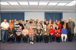 02.03.2024 Schuljahresabschlubild mit Schlern und Lehrern