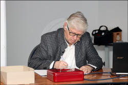 Dann der Neuanfang. Kommen die Schler? Der Vorverkauf war sehr gut.