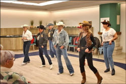 07.03.2026, �Abschlussveranstaltung Schuljahr 2025/2026 mit Zeugnisausgabe, Referenten: Linedancerinnen "Dancing Heels"